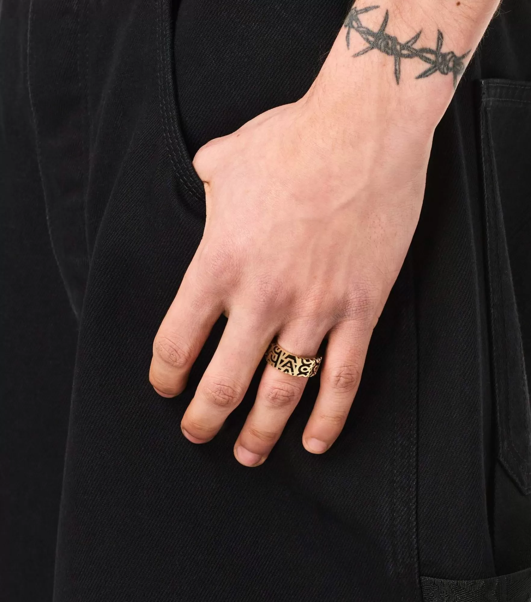 Marc Jacobs Rings<The Monogram Engraved Ring